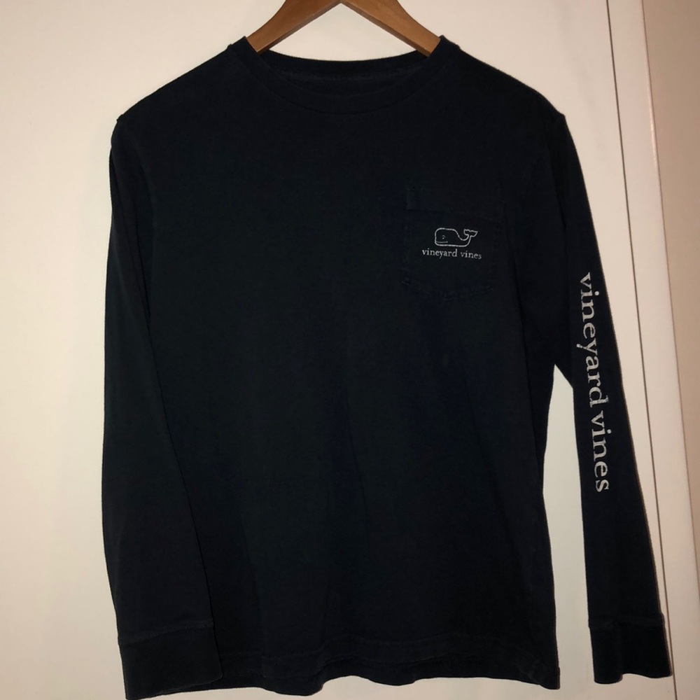 Vineyard Vines long sleeve!